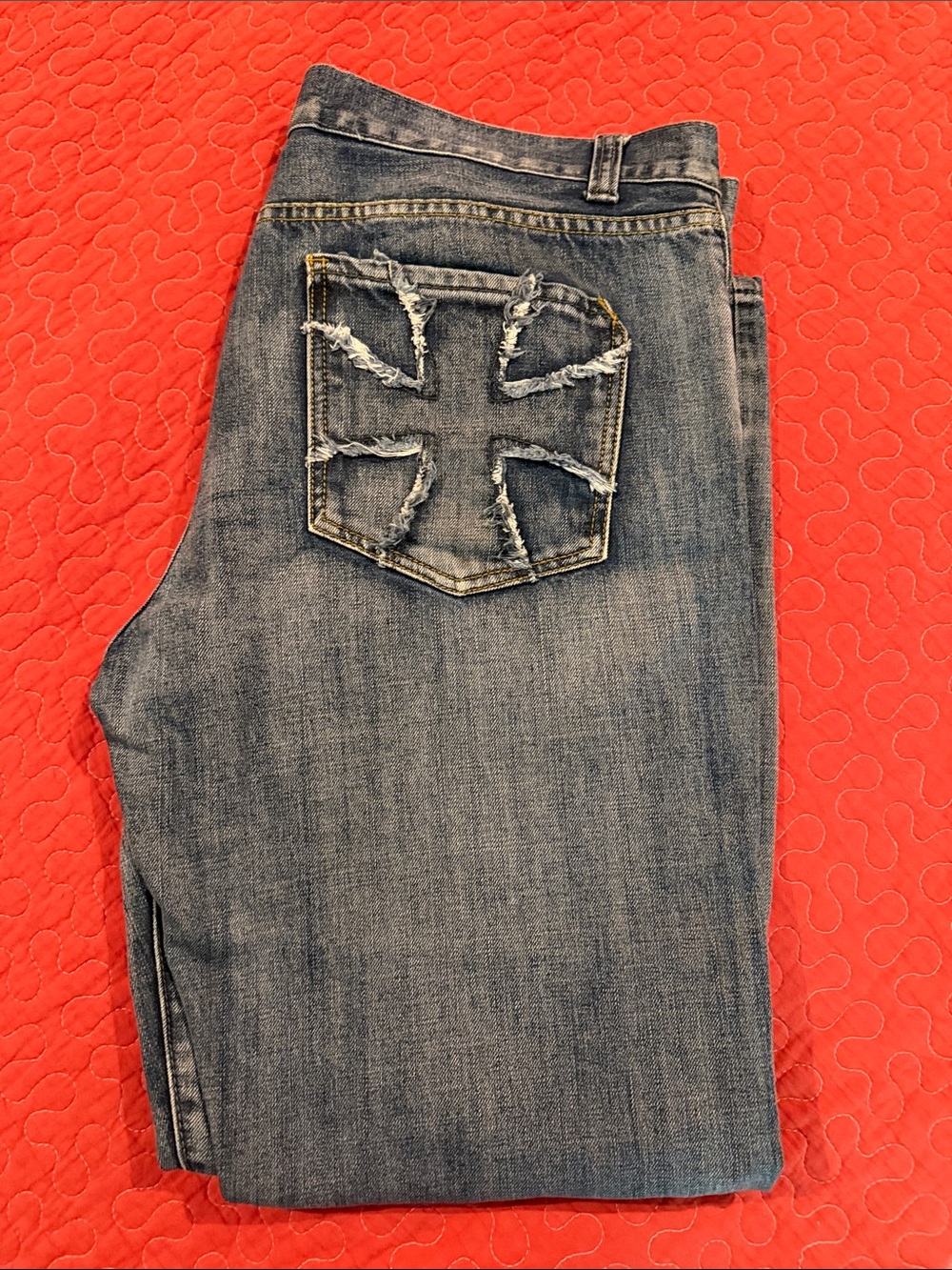Route 66 Men's Medium Blue Straight Jeans with Distressed Back Pocket